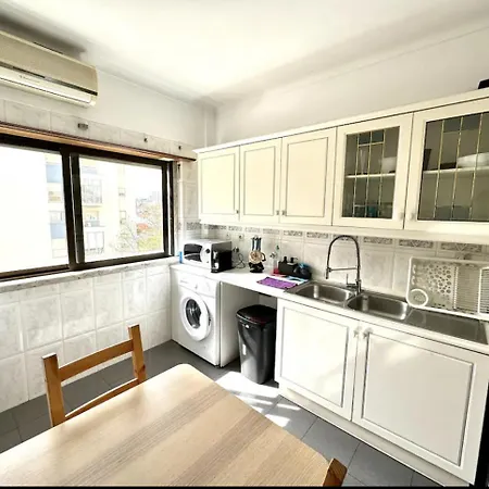 Airport And Bus Station فندق *